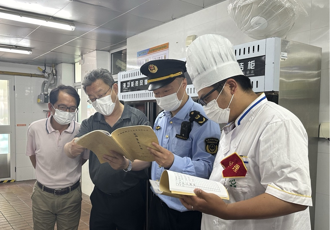 筑牢食品安全防线！长征镇专项监管护航“舌尖上的高考”