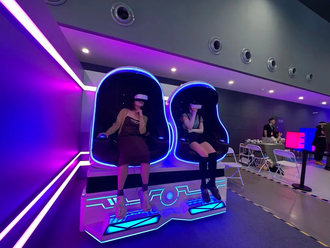 b.jpg