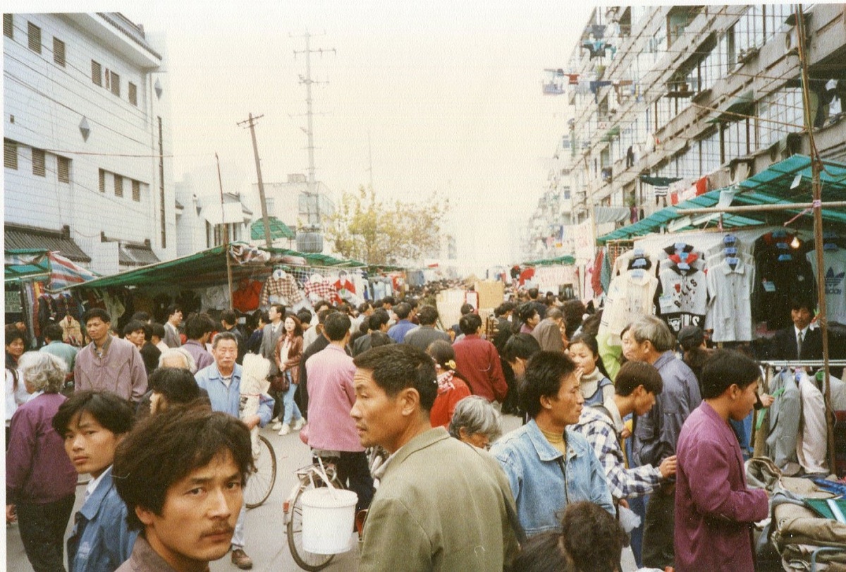 庙会群众场面2.jpg